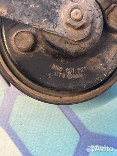 Сигнал звуковой 8N0951221