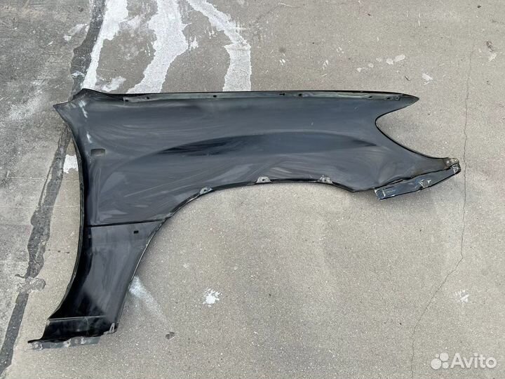 Крыло правое Toyota Land Cruiser 100