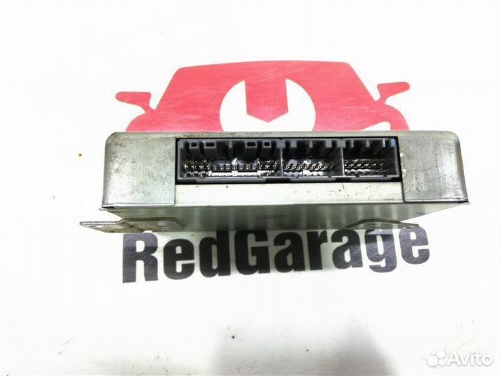 Блок управления Mazda Proceed Marvie UVL6R WL 1997