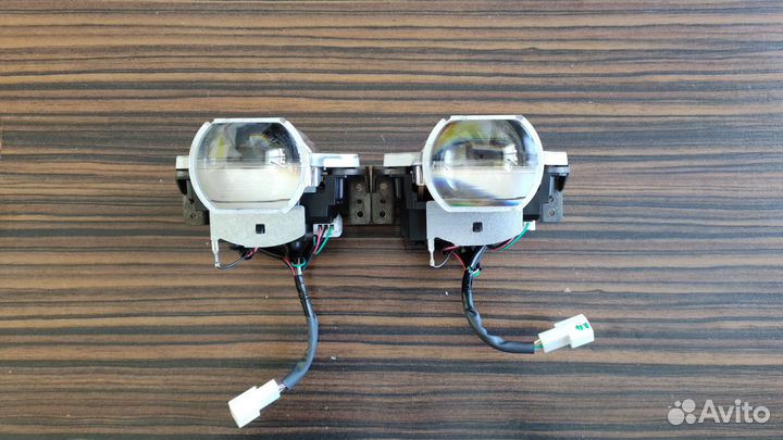 Bi-led линзы фар Toyota RAV4