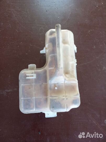 Бачок расширительный. Рено Спайс 4.2.2 CDI