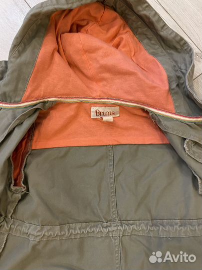 Демисезонная куртка