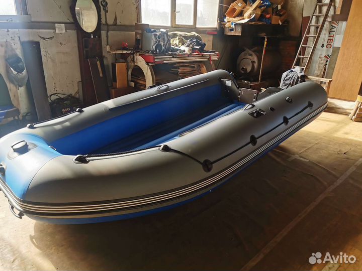 Надувная лодка пвх Reef 390 нднд