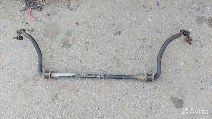 Mitsubishi l200 4 стабилизатор поперечный