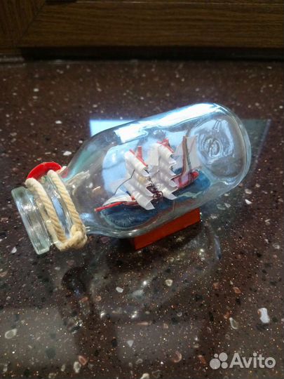 Корабль сувенир