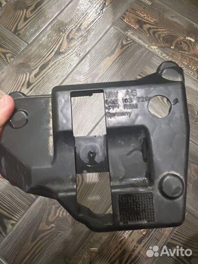 Крышка маслоотделителя