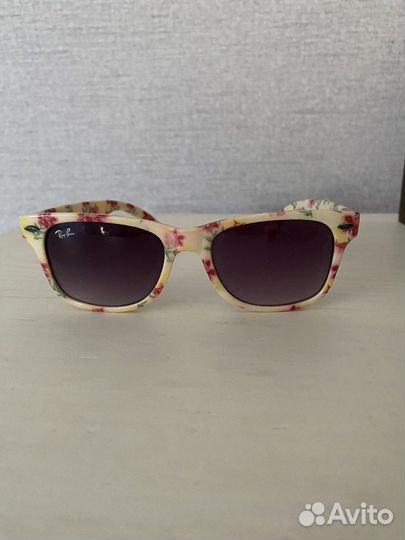 Солнцезащитные очки италия