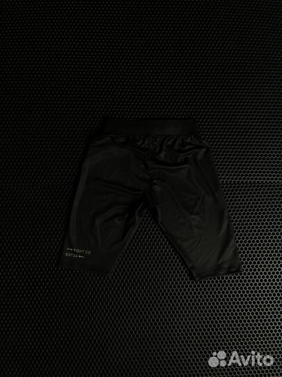 Компрессионные шорты Manto