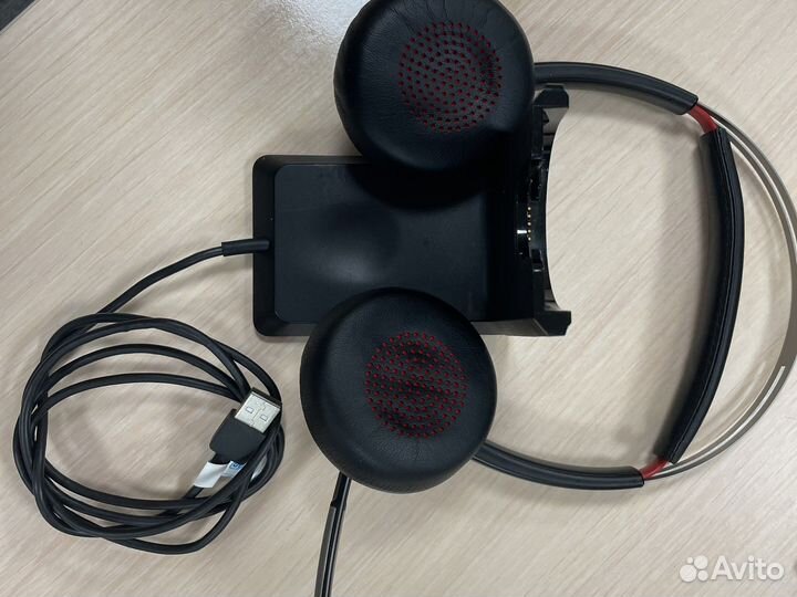 Беспроводная гарнитура Plantronics Focus