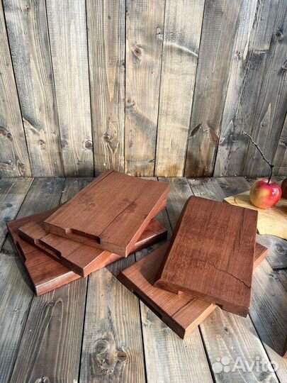 Доска для подачи из красного дерева