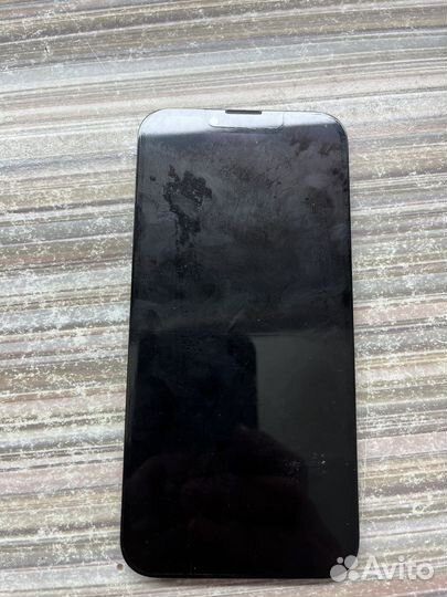 Дисплей iPhone 13
