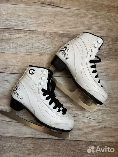 Коньки фигурные 34 размер