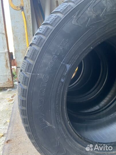 Nokian Tyres Hakkapeliitta 7 SUV 215/65 R16