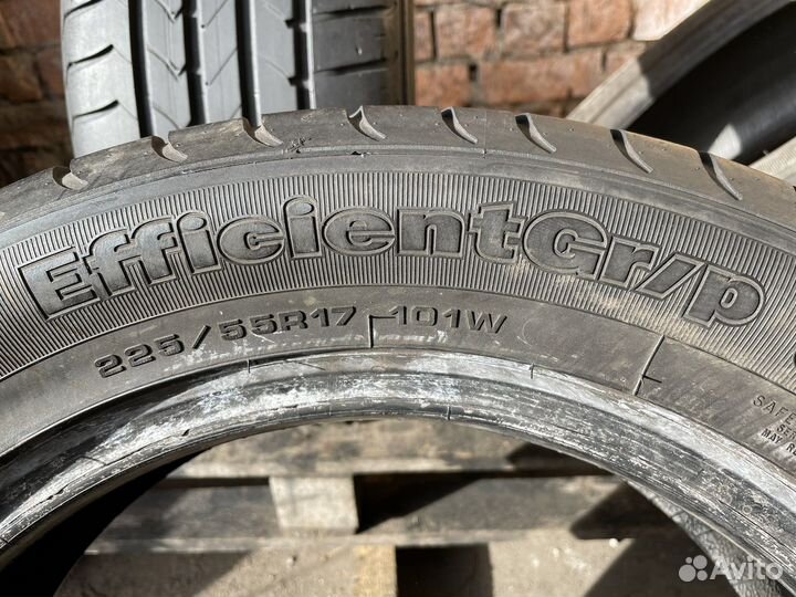 Goodyear EfficientGrip 225/55 R17