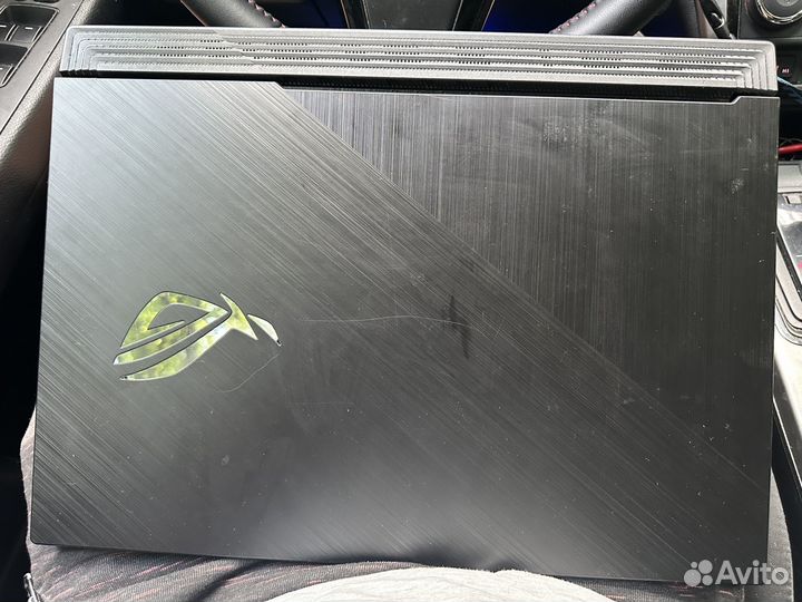 Asus Rog Strix G17 i7(10750) /RTX 2070 8Gb