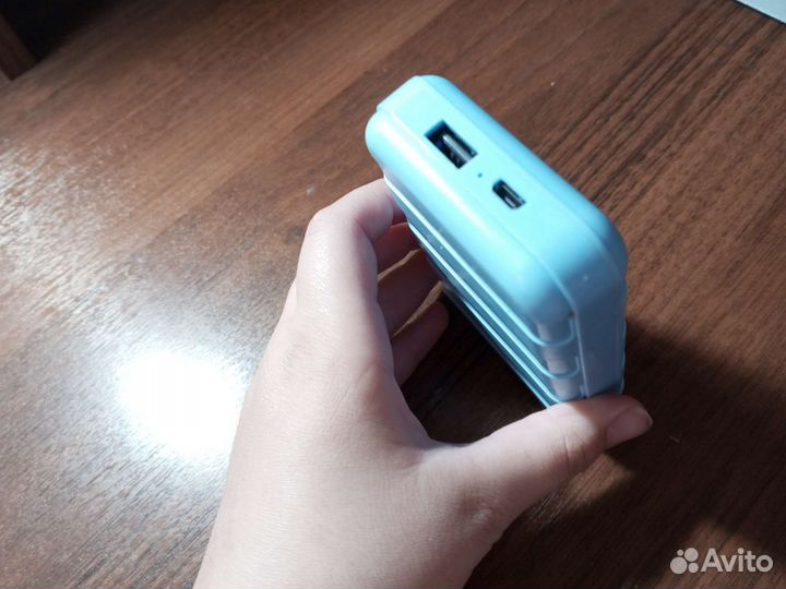 Повербанк 3000