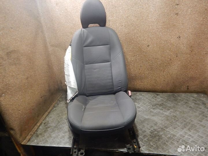 Сиденье переднее правое, Volvo (Вольво) -S40 (04)