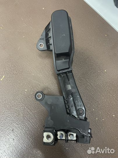 Распределитель тока акб B+ BMW G20/22/23/26/29/42