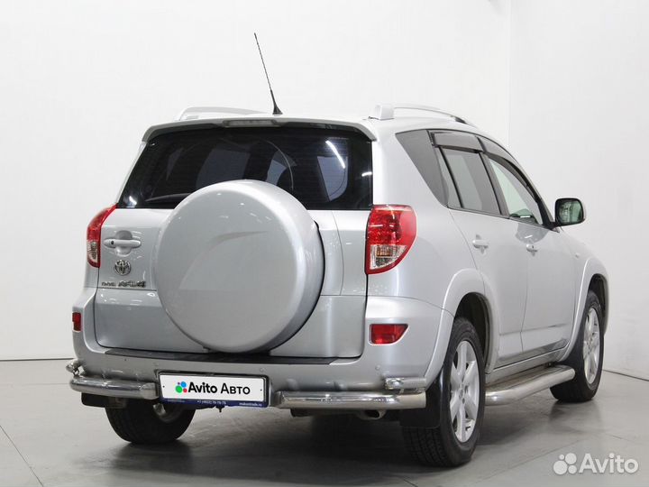 Toyota RAV4 2.4 AT, 2008, 142 145 км