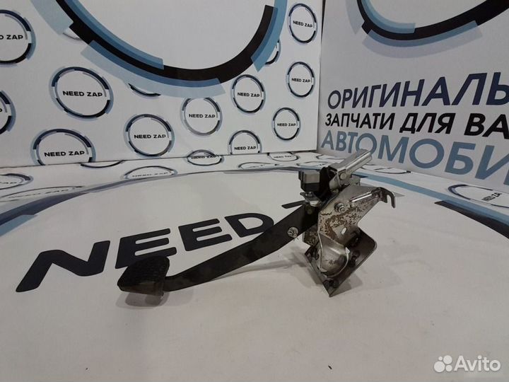 Педаль тормоза Ssangyong Actyon 2.0 2010-2013