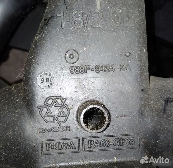 Ford Focus 1 Коллектор впускной 1.8i 988F9424KA