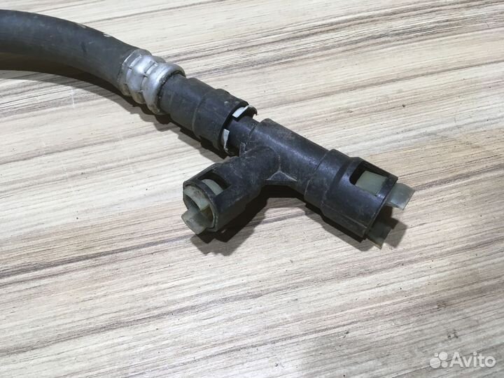 Трубки охлаждения Cadillac Escalade 2008г