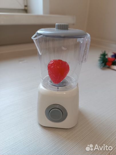 Игрушечный блендер