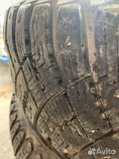 Goodyear UltraGrip 205/60 R16 92T