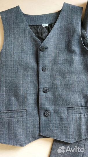 Школьный костюм