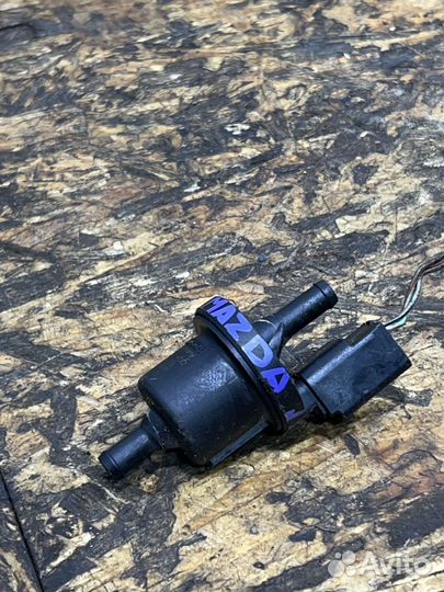 Клапан вентиляции бака Мазда CX7