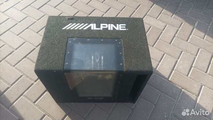 Сабвуфер alpine