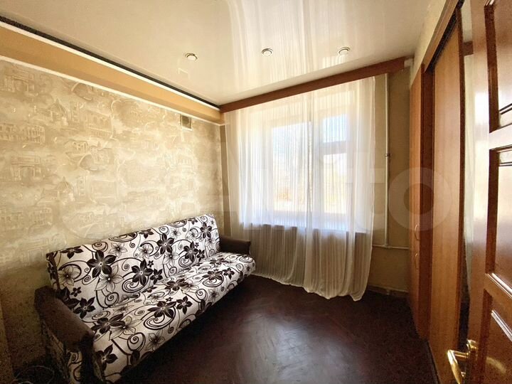 2-к. квартира, 47 м², 2/5 эт.