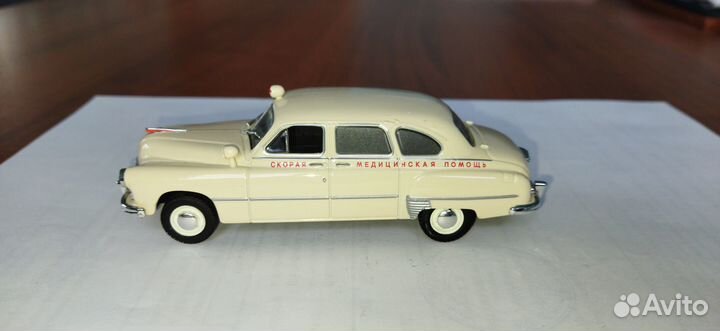 Модель зим-12А Скорая DeAgostini 1/43