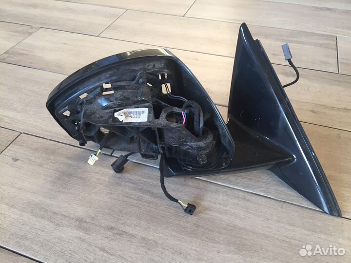 Зеркало правое не в сборе Land Rover Discovery 17