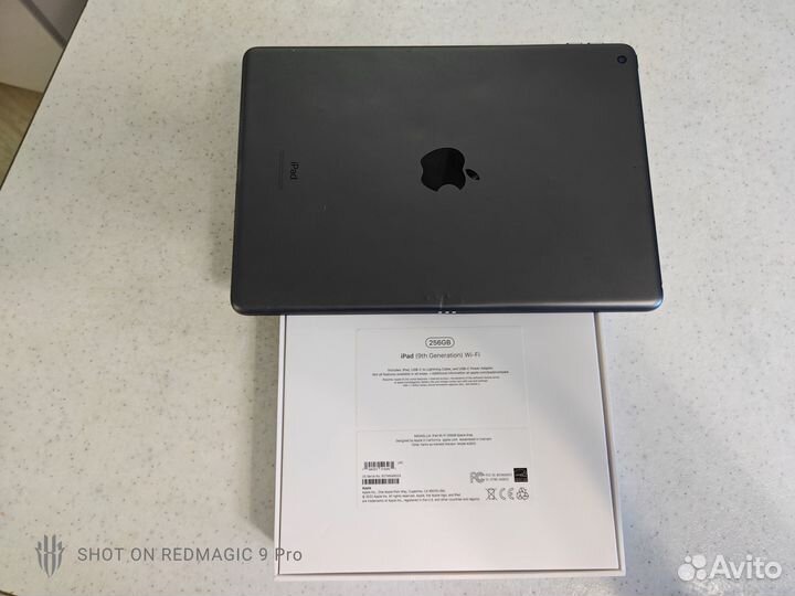 Планшет Apple iPad 9 поколения 256gb