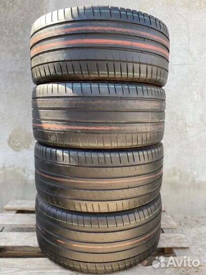 Michelin Pilot Sport 4 285/40 R20