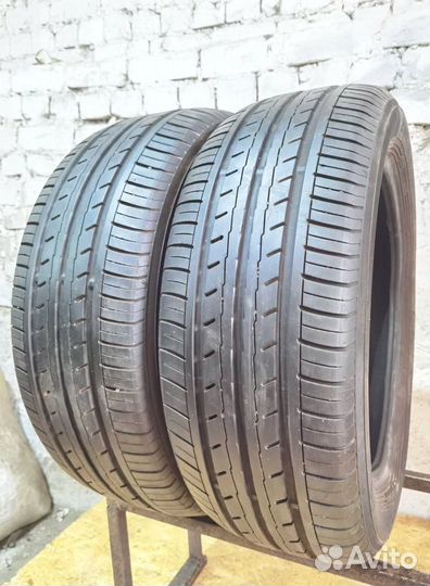 Yokohama Bluearth ES32 215/55 R17 94V