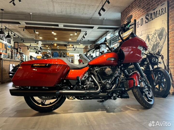 Road Glide 117 Harley-Davidson 2024 Whiskey Fire/b