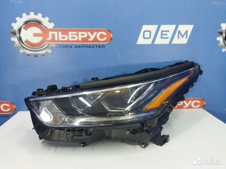 Фара левая Toyota Highlander 4 2019