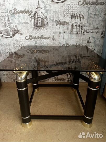 Продается журнальный столик