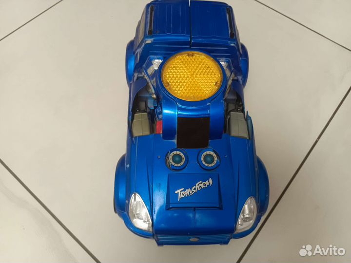 Робот на управление игрушечный