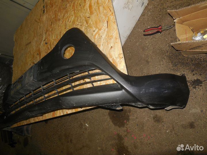 Бампер передний для Toyota RAV 4 2013)