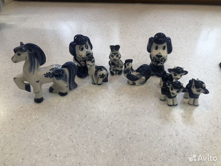 Статуэтки фигурки гжель