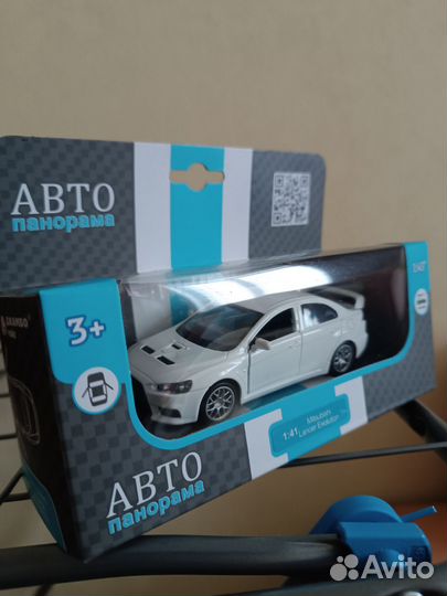 Моделька Mitsubishi Lancer Evolution