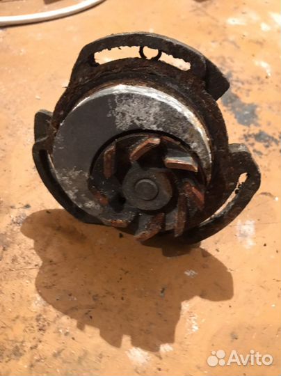 Помпа Volkswagen golf 3