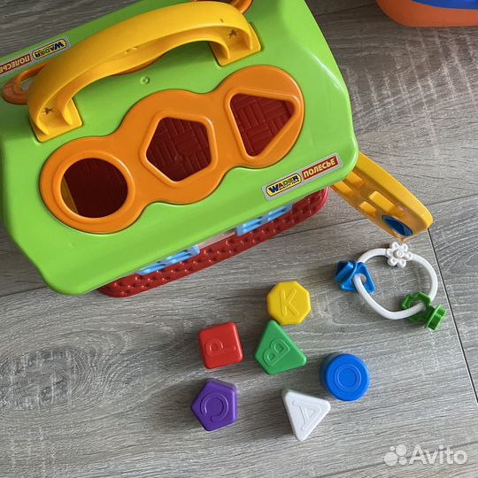 Детские развивающие игрушки