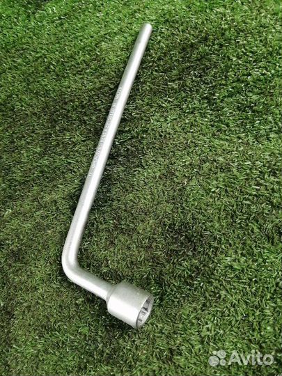 Баллонный ключ Mercedes-Benz C-Class C203 OM646