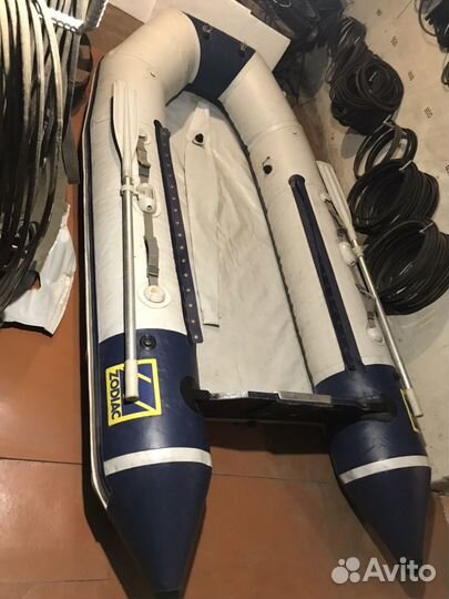 Лодка Zodiac 3,1м