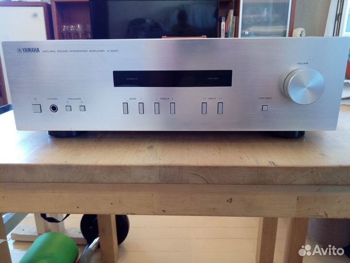 Усилитель Yamaha A-S201