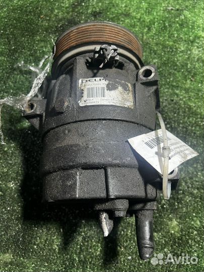 Компрессор кондиционера Renault Master 03-06 2.5